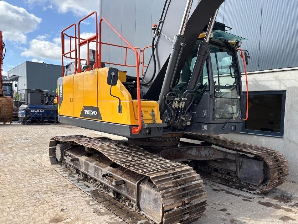 Excavator pe senile - Volvo EC 220 E L - EC220EL - 220EL