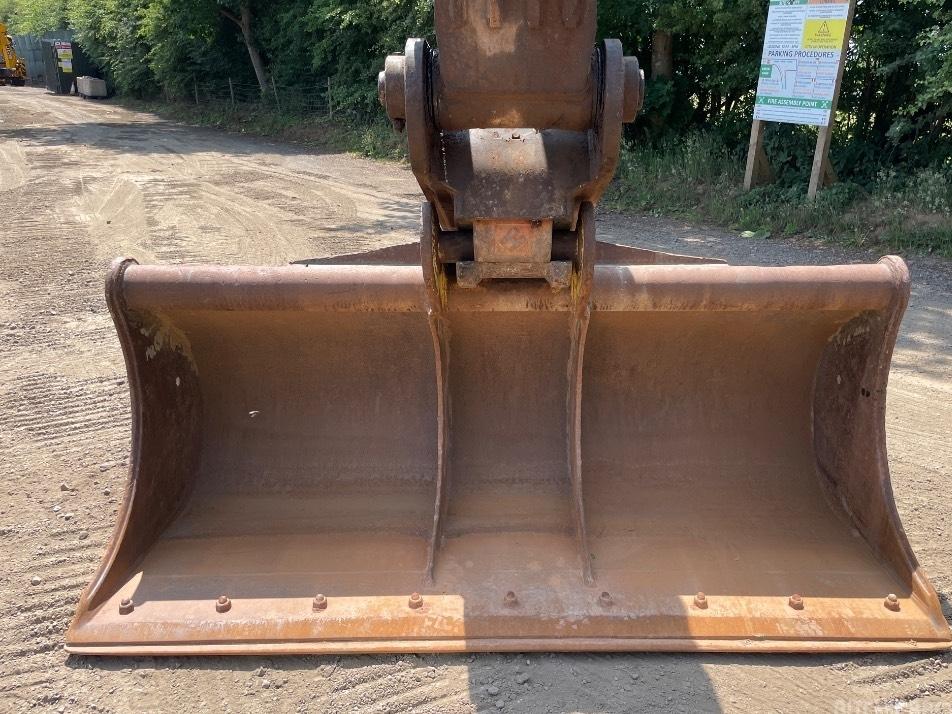 Excavator pe senile - Volvo ECR 355 EL